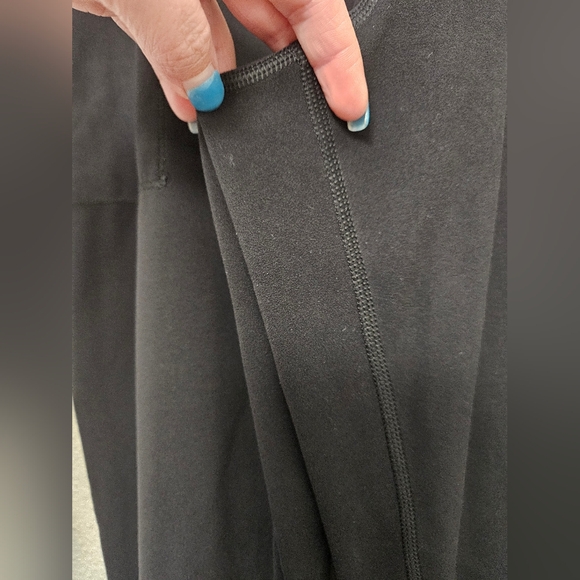 Athleta Medium High Rise Black Salutation Jogger Pants Athletic Pilates Yoga - Picture 6 of 10